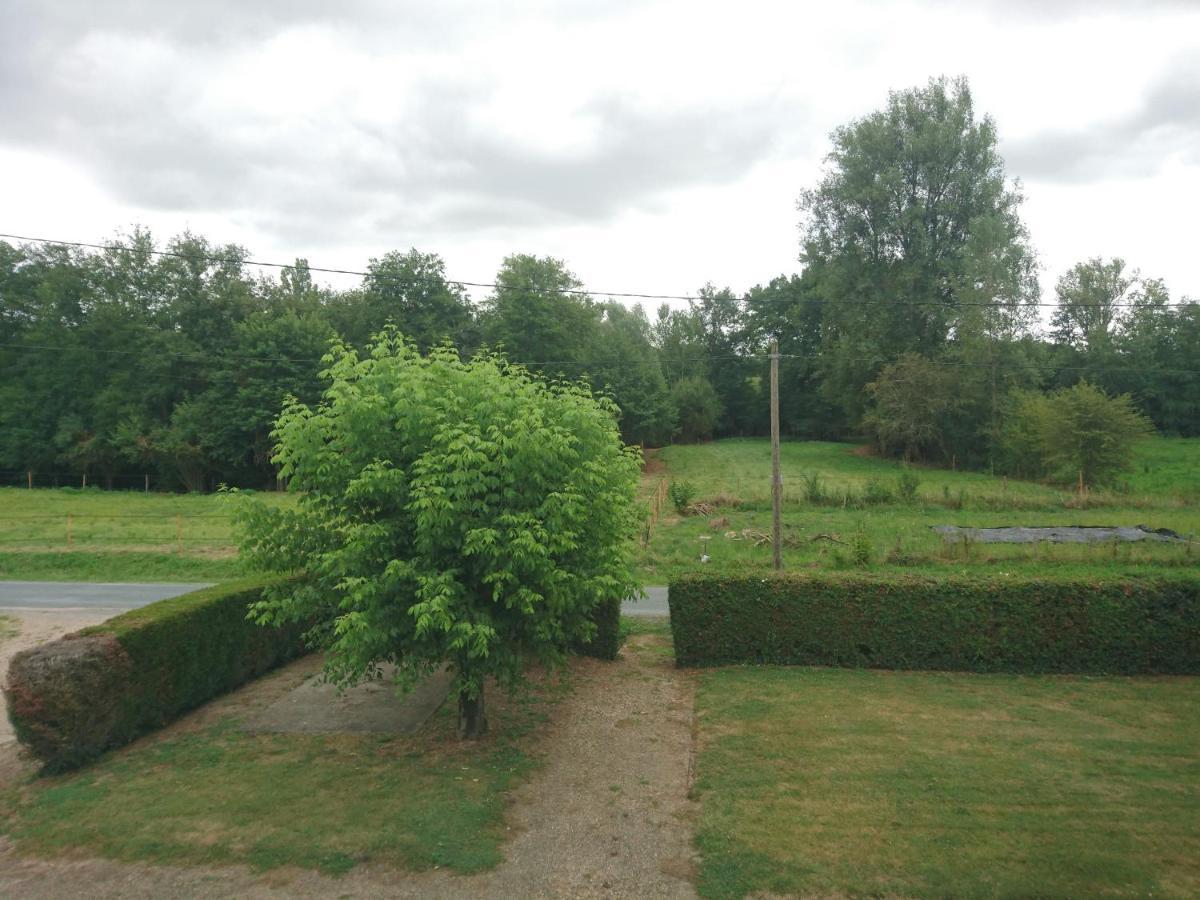 Aux Vieux Fours Bed & Breakfast Noaillac Exterior photo