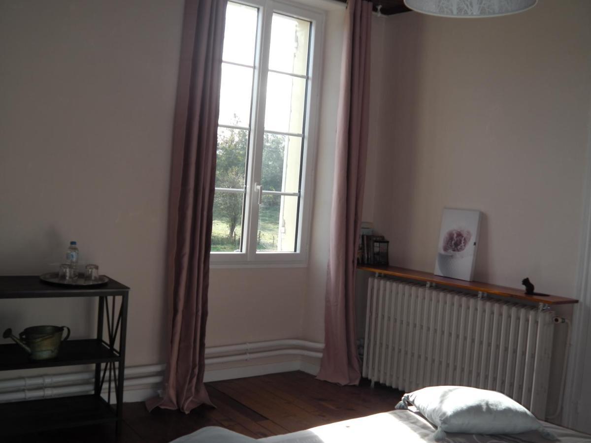 Aux Vieux Fours Bed & Breakfast Noaillac Exterior photo