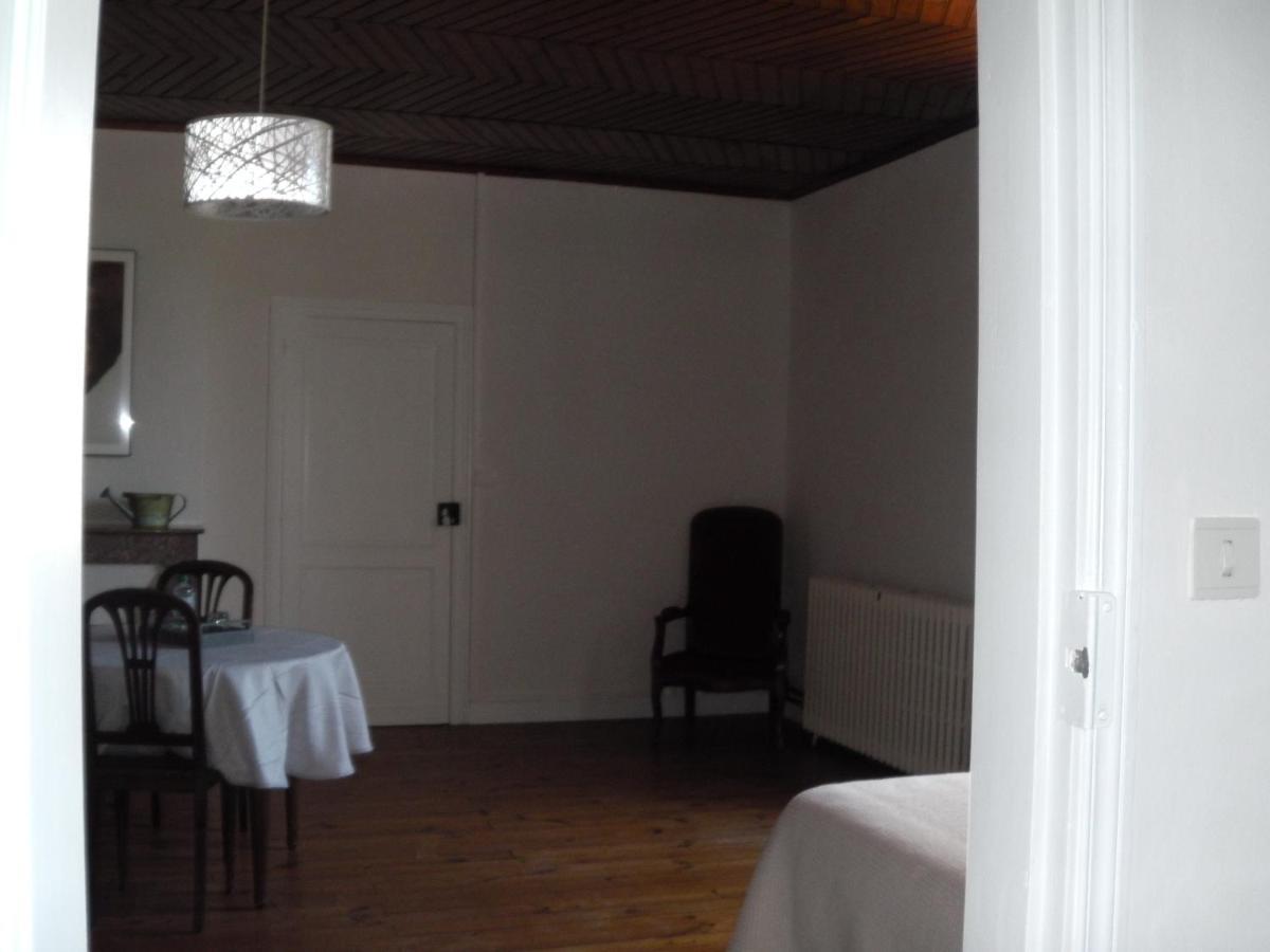 Aux Vieux Fours Bed & Breakfast Noaillac Exterior photo